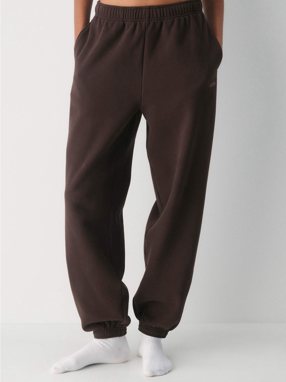 Aritzia Cozy Sweatfleece Mega Jogger
